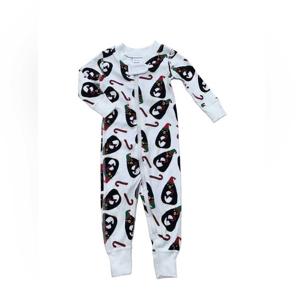 Hanna Andersson Size 60, 3-6 Months, Organic Penguin Candy Cane Holiday Sleeper